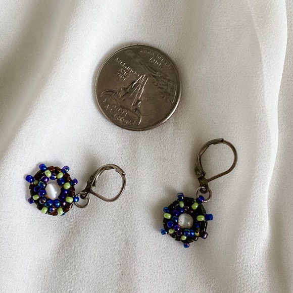VTG Iridescent Blue Purple Bead Earrings - Picture 3 of 5